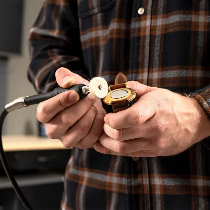 Scheppach Schleifmaschine HG35 Doppelschleifer | mit flexibler Welle und 103-tlg. Zubehörset | Ø75mm x 20mm Schleifscheibe (K120) & Polierscheibe (K400) | Werkstückauflage & Funkenschutz – Bild 4