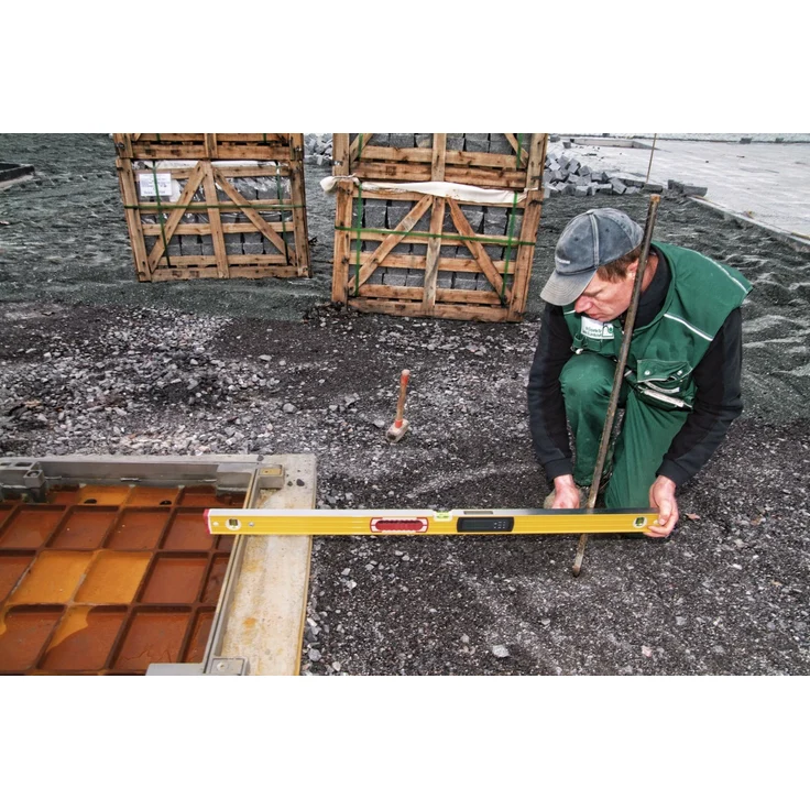 STABILA Elektronische Wasserwaage TECH 196, 40 cm, 2 Digital-Displays, Messbereich: 0° – 360° (4 x 90°), Anzeige-Modi: °, %, mm/m, in/ft, Schutzklasse IP 65, Wasserwaagen-Tasche – Bild 11