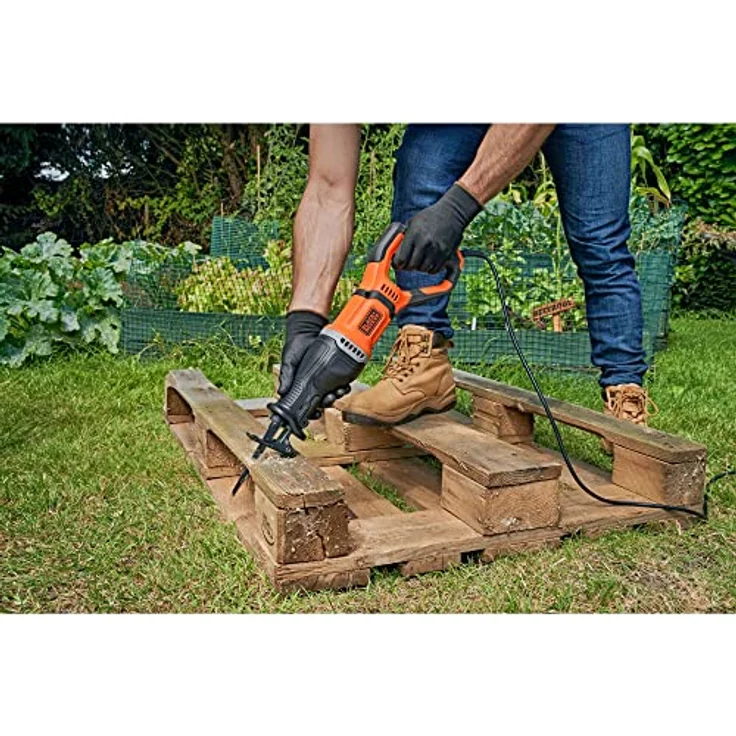 Black und Decker 750 W Säbelsäge BES301 20 mm Hublänge für schnelle Schnitte in Holz Metall & Kunststoff – Bild 10