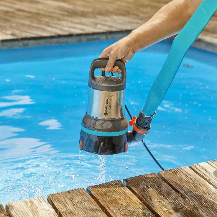 Gardena Klarwasser-Tauchpumpe 11000 aquasensor – Bild 4