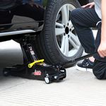 Deuba Reifenwechselset Hydraulischer Wagenheber 2t inkl. Gummiauflage + Drehmomentschlüssel 6tlg. 40-210Nm + Koffer