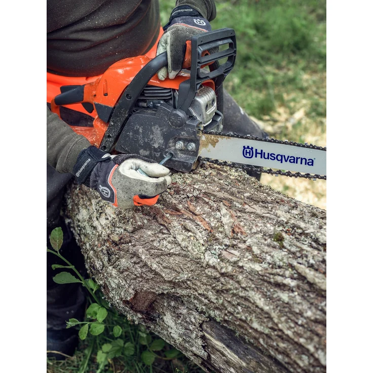 Husqvarna 135 Mark II Benzin-Kettensäge 1600 Watt mit Kettenbremse und X-TORQ – Bild 10