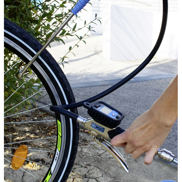 Güde 75196 V Digital Reifenfüller V 12 PRO (Digitales Display, Michelin-Ventilstecker, Druckablassventil) – Bild 2