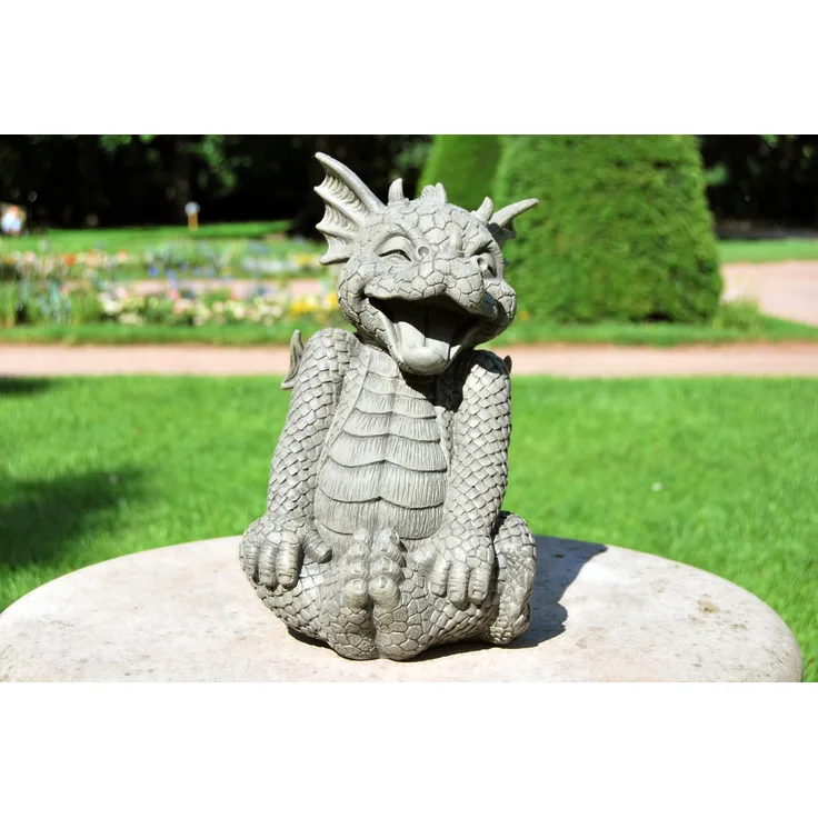 MystiCalls Gartenfigur Gartendrache - Modell lachend - Fantasy Figur Deko Drache Gartendeko
