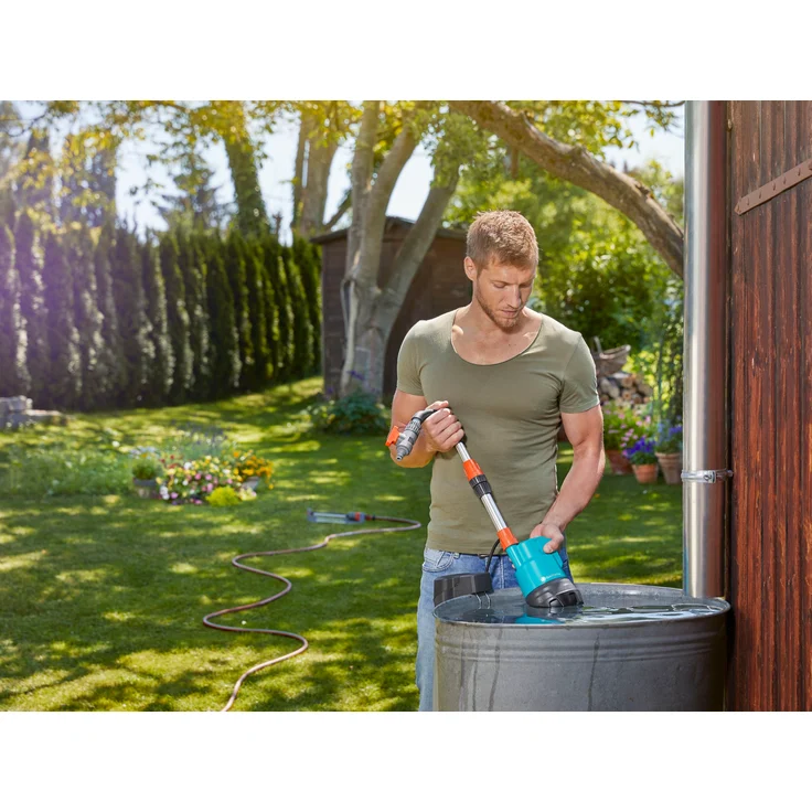 Gardena 01749-61 Regenfasspumpe 2000-2 Li-18 mit Akku, Schwarz, Türkis, Anthrazit – Bild 4
