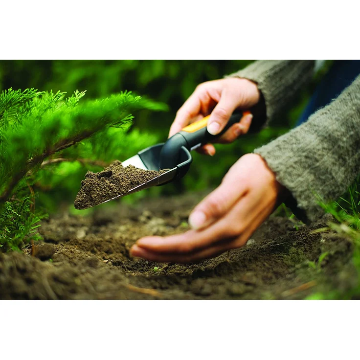 Fiskars Blumenkelle, Länge: 28 cm, Rostfreie Stahl-Kelle, Schwarz-Orange, Premium, 1000726 – Bild 3