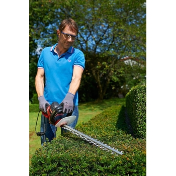 Taille-haie électrique IKRA 650W - Lame 55cm Pour Branches Jusqu'à 22mm