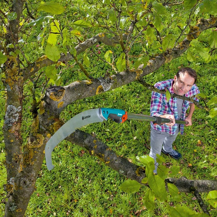 GARDENA combisystem-Gartensäge 300 PP gebogen: Astsäge für optimale Astschnitte, Sägeblattlänge 315 mm, mit Räumhaken, hartverchromt, Abrutschstopp, Präzisionszahnung mit 2-Seiten-Schliff (8738-20) – Bild 4