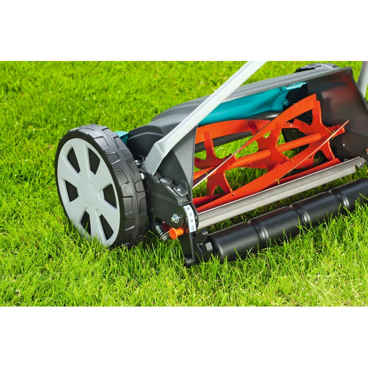 GARDENA Comfort Spindelmäher 400 C: Handrasenmäher mit 40 cm Schnittbreite für bis zu 250 m² Rasenfläche, Messerwalze aus Qualitätsstahl, berührungslose Schneidetechnik - 4022-20 – Bild 5
