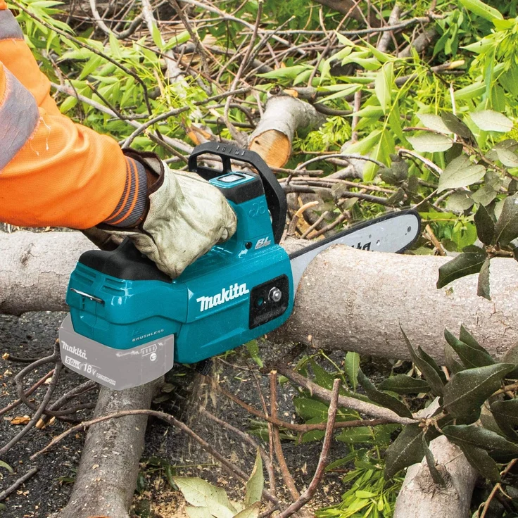 Makita DUC 254Z Akku-Kettensäge 18V, 25cm, im Karton, ohne Akku und Ladegerät – Bild 4