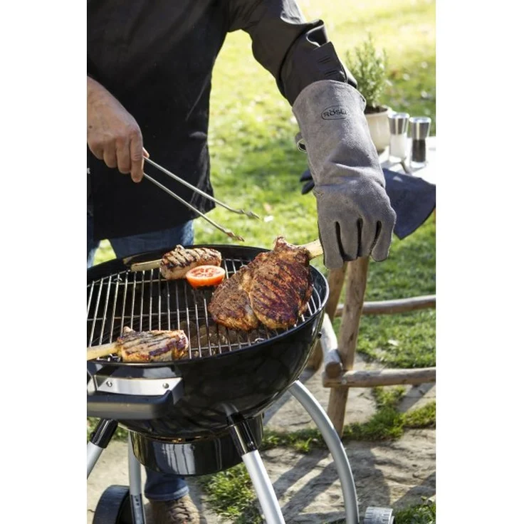 RÖSLE Holzkohle-Kugelgrill No.1 Sport F50, Hochwertiger Kohlegrill mit einstellbarer Luftzufuhr, Deckelscharnier, Deckelthermometer, stabiler Ablage, extra großer Grillfläche und Grillraum – Bild 8