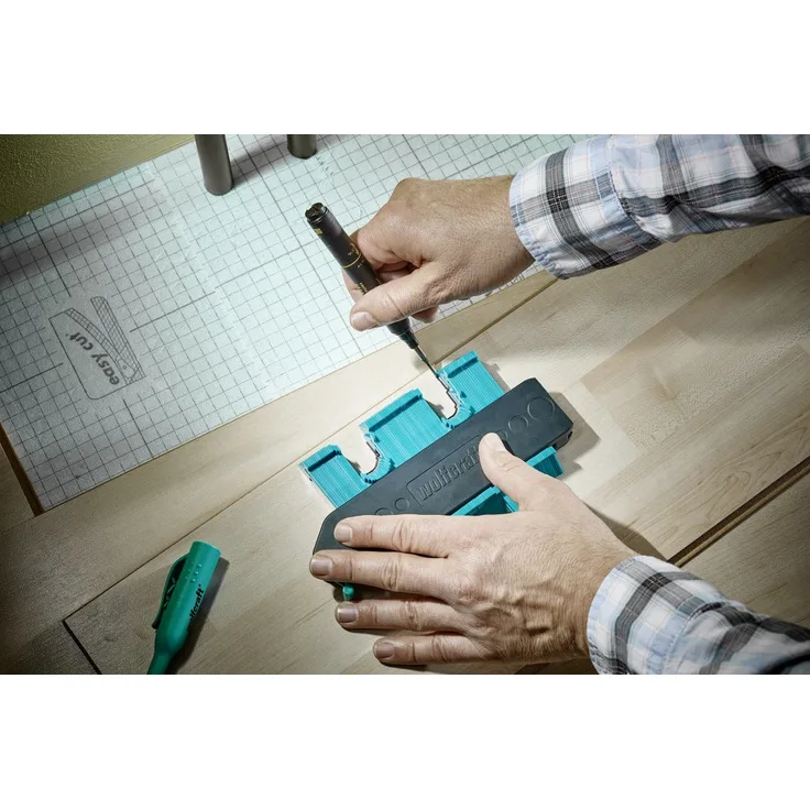wolfcraft Konturenlehre 6949000 – Duplikator zum Übertragen von Konturen & Schnittverläufen – Ideal für Laminat, Fliesen uvm. – 130mm x 30mm - Preisvergleich