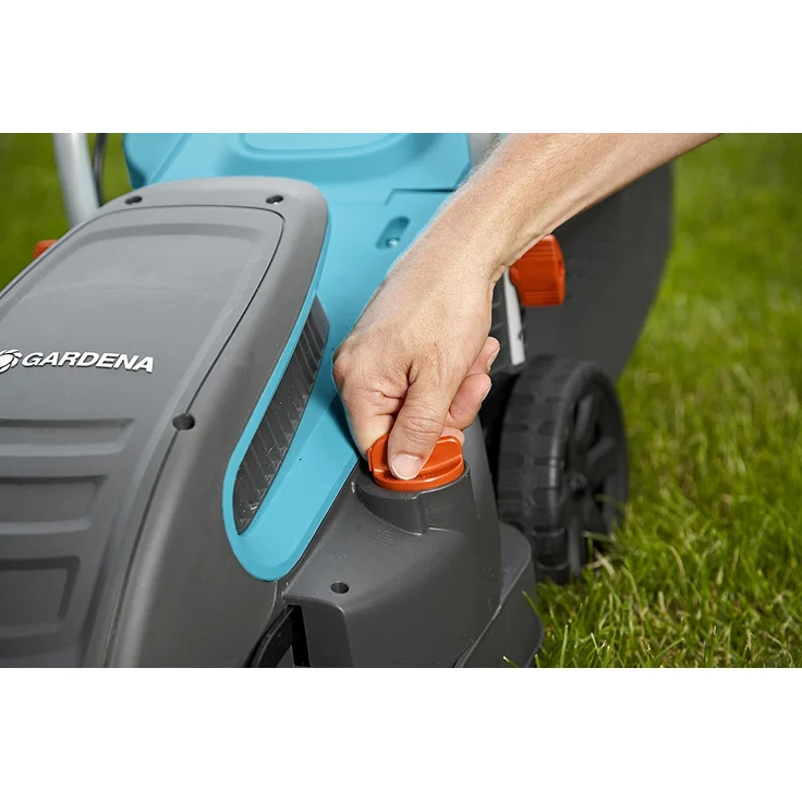 GARDENA PowerMax 1200-32 Elektrorasenmäher: Rasenmäher bis 300 m², 32 cm Schnittbreite, 30 l Fassungsvolumen, Schnitthöhe 20-60 mm, klappbares Gestänge, ergonomischer Handgriff - 5032-20 - 05032-20 – Bild 4