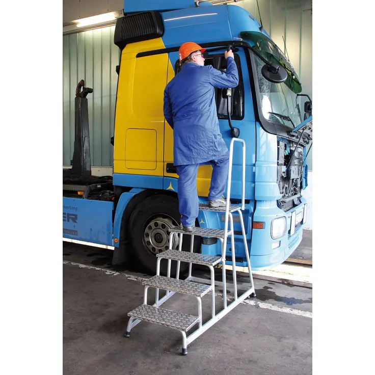 Aluminium Treppe Arbeitshöhe (max.): 2.6 m Günzburger Steigtechnik 50043 Silber 10.2 kg Silber