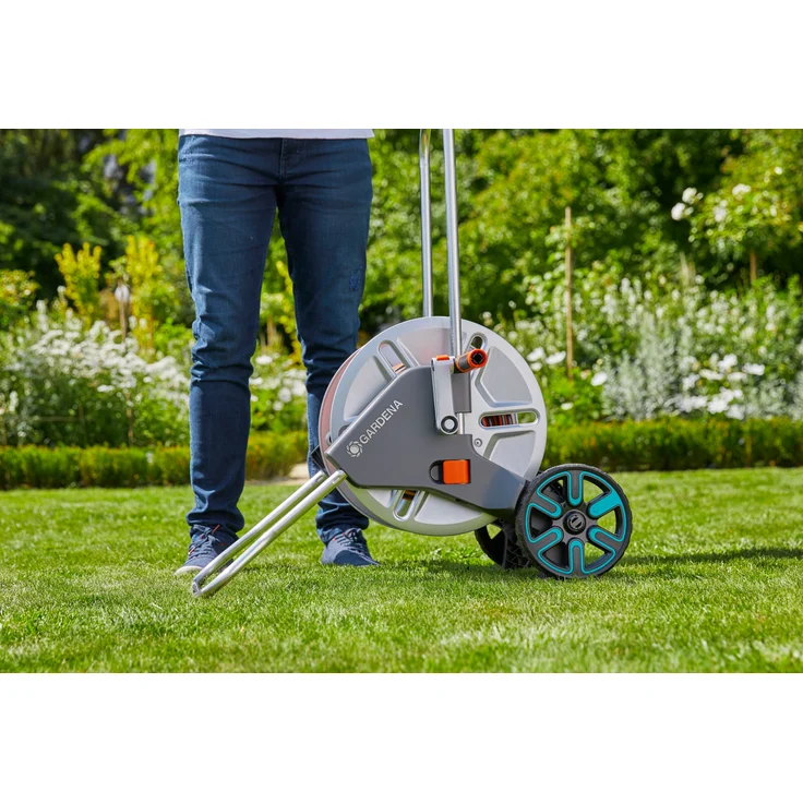 GARDENA Schlauchwagen CleverRoll L Easy Metall: Großer Schlauchwagen bis zu 100 m Kapazität, besonders standfest, Schlauchführung in robustem Metallrahmen (18550-20) – Bild 6