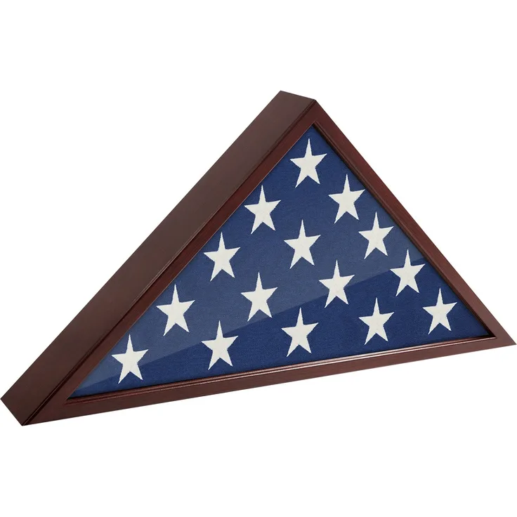 Amerikanische Flagge aus Mahagoni, für eine gefaltete Flagge von 1,5 x 24 m