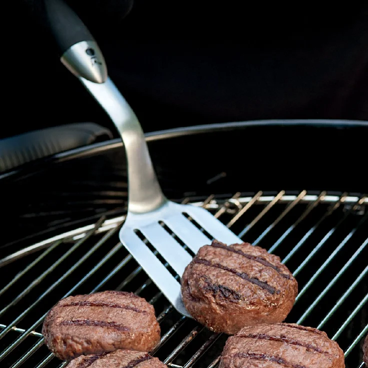 Weber 6625 Premium Grillbesteckset 2-teilig Grillwerkzeug, Edelstahl, 45 cm lang, Zange und Wender, schwarz silber – Bild 5