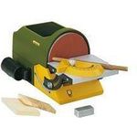 Proxxon Tellerschleifgerät TG 250-E (Gehäuse aus Alu-Druckguss, Schleifteller plangedreht, für Weichholz, Kunststoff, NE-Metall usw., mit Absaugstutzen) 28060