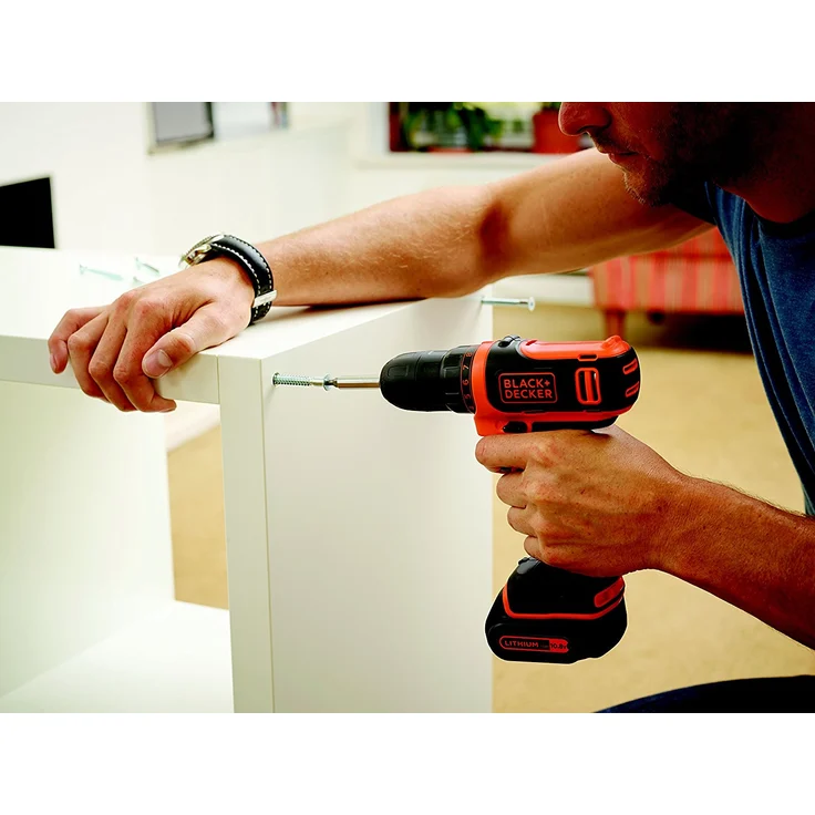 Black+Decker Li-Ion Ultra-Kompakt-Bohrer (Kleiner Akkuschrauber mit ergonomischem Softgriff und LED-Arbeitslicht für Bohr- und Schraubanwendungen, 1 x Akku-Bohrschrauber Li-Ion 10.8 V) BDCDD12 – Bild 3