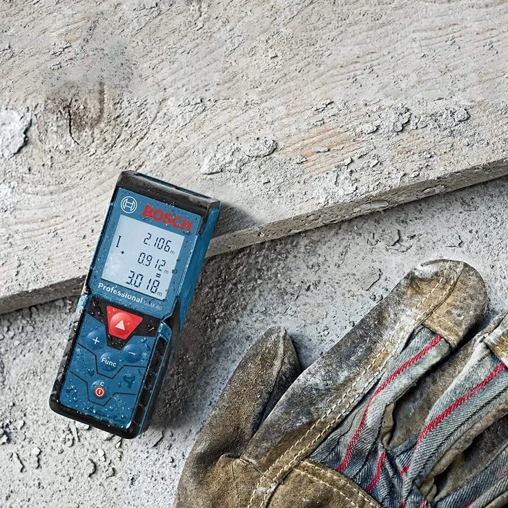 Bosch Professional Laser Entfernungsmesser GLM 40 (Flächen--Volumenberechnung, max. Messbereich: 40 m, 2x 1,5-V Batterien, Schutztasche) – Bild 8