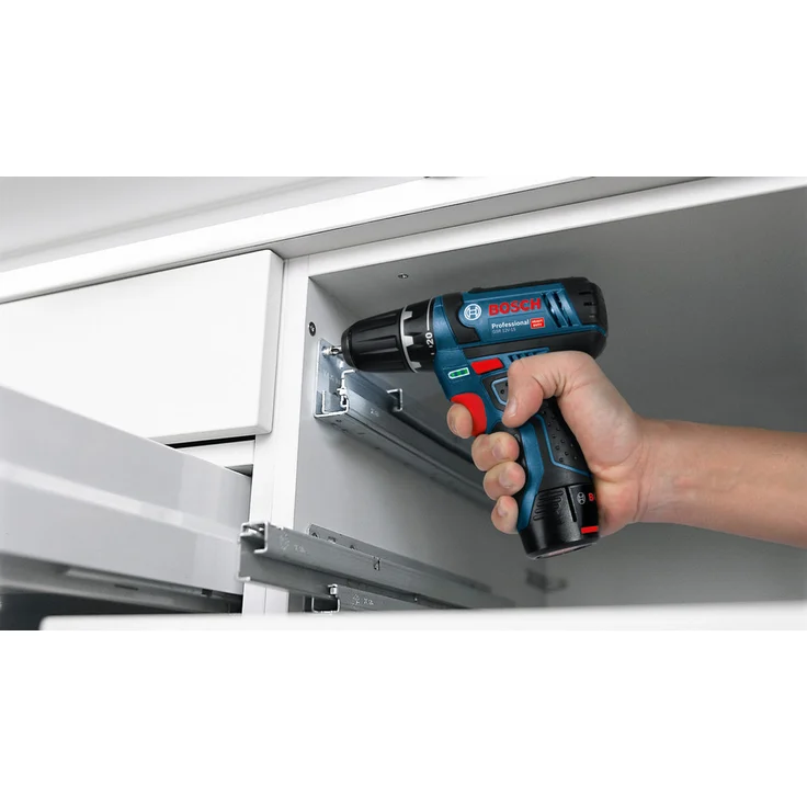 Bosch Professional Akku-Bohrschrauber GSR 12V-15, mit 2 Akkus, Ladegerät und Bit-Set – Bild 4