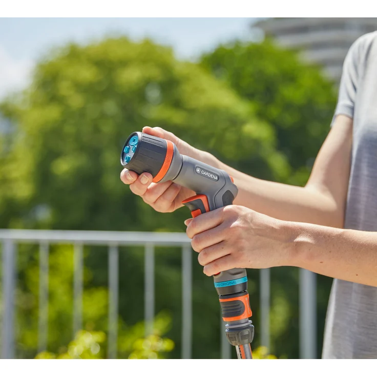 GARDENA Comfort Reinigungsspritze ecoPulse: Spritze zur leistungsstarken und wassersparenden Reinigung, mit Dauerarretierung, Frostschutz (18304-20) – Bild 8