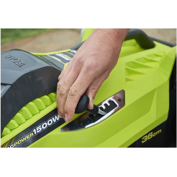 Ryobi Elektro-Rasenmäher RLM15E36H, Grasmäher mit 1500 W, 36 cm Schnittbreite, 5-stufige zentrale Schnitthöhenverstellung, EasyEdge Rasenkamm, inkl. Mulchkeil, 45 l Grasfangsack, Art.-Nr. 5133002345 – Bild 3
