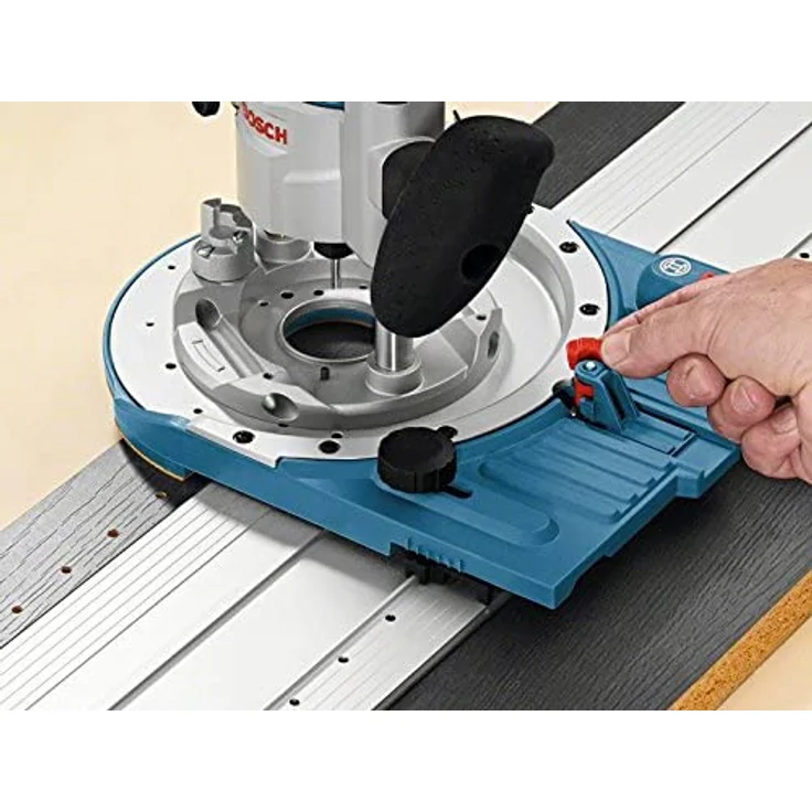 Bosch Professional Systemzubehör-Paket FSN OFA 32 KIT 800 (beinhaltet Führungsschiene mit Lochraster, Führungsschienenadapter, 2 Klemmzwingen, Zusatzadapter) – Bild 2