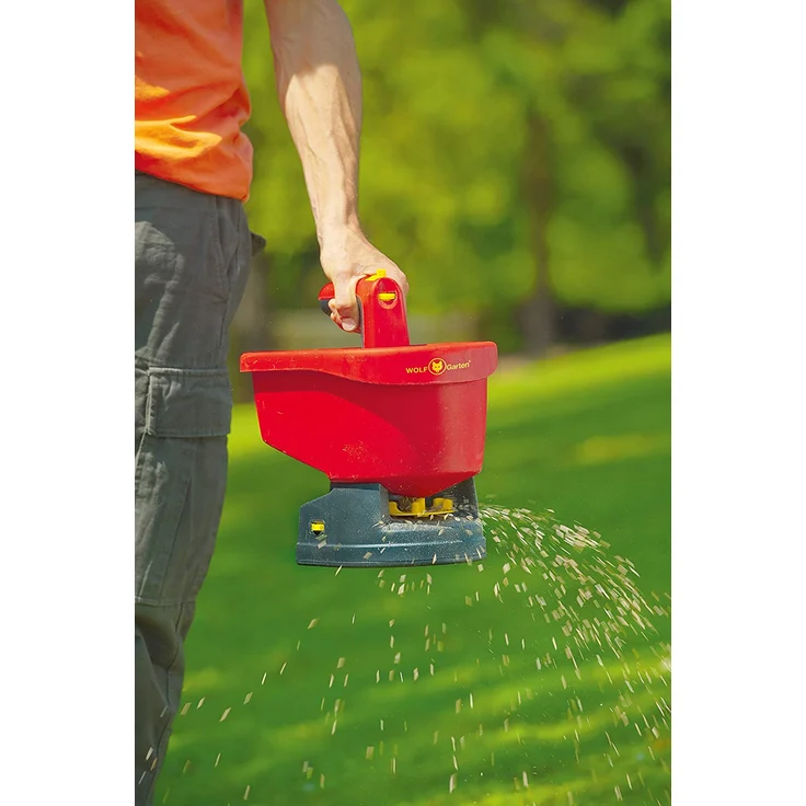 WOLF-Garten - Universal-Streuer WE-B, 250cm Streubreite, 3l Fassungsvermögen, 5455000 – Bild 2