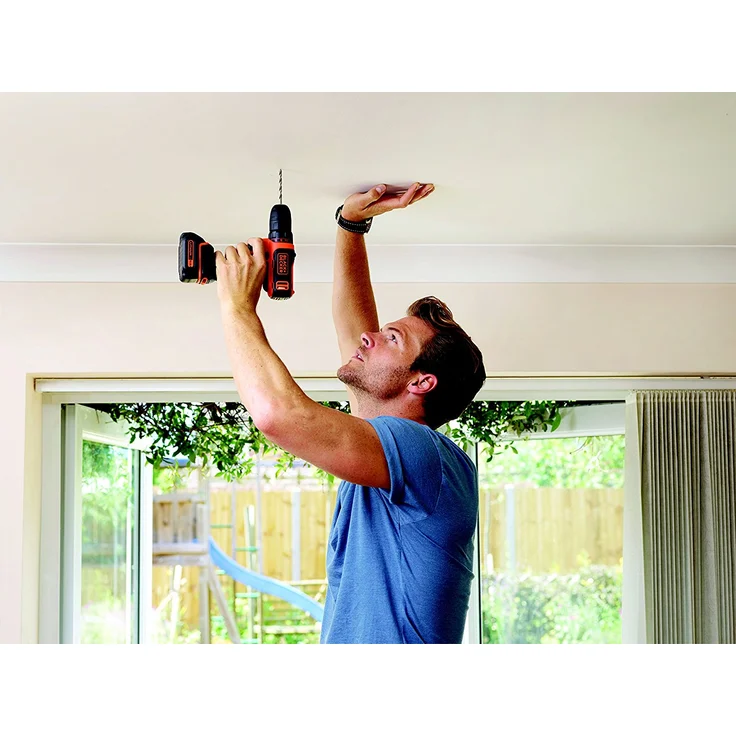 Black+Decker Li-Ion Ultra-Kompakt-Bohrer BDCDD12K Kleiner Akkuschrauber mit ergonomischem Softgriff & LED-Arbeitslicht für Bohr- und Schraubanwendungen 1 x Akku-Bohrschrauber Li-Ion 10.8 V – Bild 7