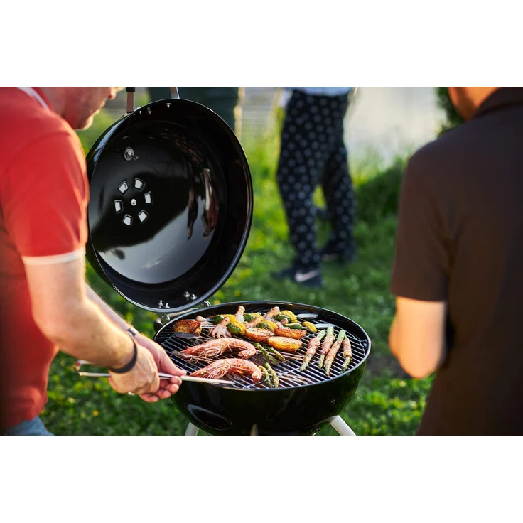 RÖSLE Kohlezange, Hochwertige Grillkohlezange zum Positionieren heißer Holzkohle, Edelstahl 18/10, spülmaschinengeeignet – Bild 5