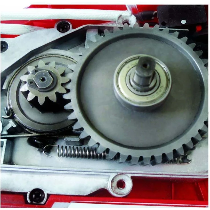 Einhell Elektro Kettensäge GH-EC 2040 - 2000 Watt, 375 mm Schnittlänge, Oregon Kette und Qualitätsschwert, Rückschlagschutz und Kettenfangbolzen – Bild 5
