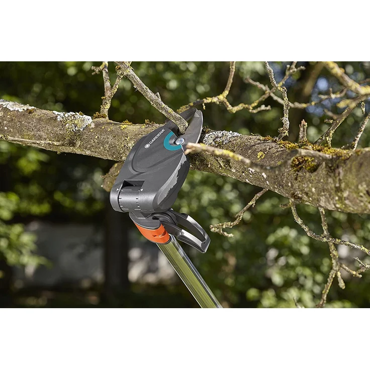 GARDENA StarCut 160 plus Baum- und Strauchschneider für bequemes Schneiden von Ästen und Sträuchern, 160 cm Gesamtlänge, 3 5 m Gesamtreichweite inkl Benutzer, bis 200° Schnittwinkel 12000-20 – Bild 3