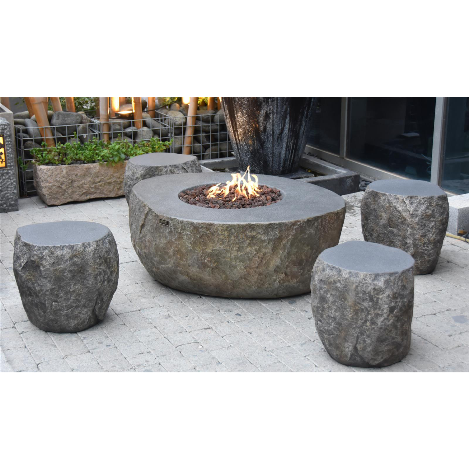 Elementi Gasfeuerstelle "Vesuv" Set in Naturstein-Optik, grau, inkl. 4 Hocker und rötlichen Lavasteinen, mit Flammen-Regler und Wetterschutzhaube