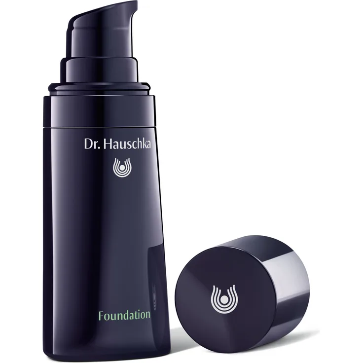 Dr. Hauschka Foundation - 02 Almond 30 ml