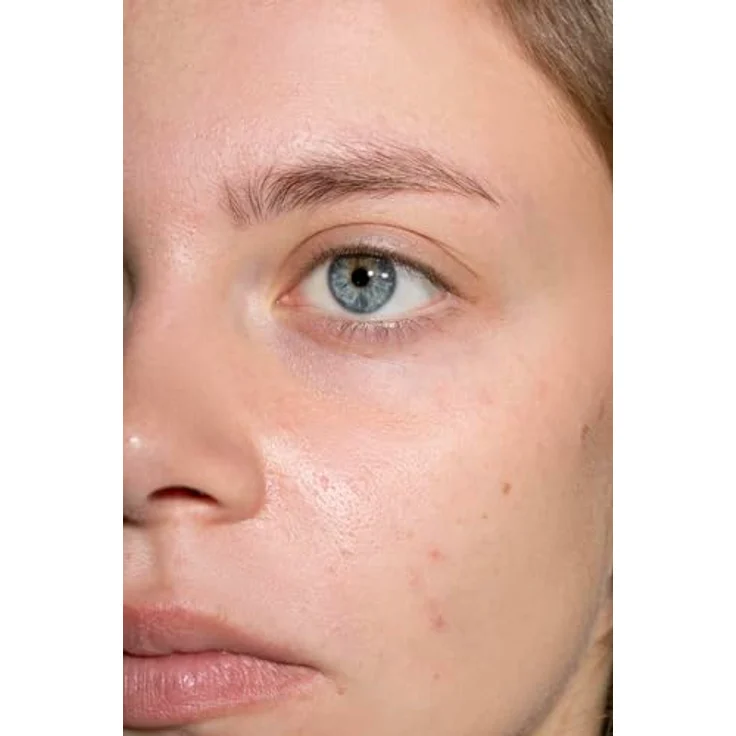 Purobio Perfect One Concealer Bio, 02 - 4,8 g für natürliche Deckkraft bei Augenringen, Rötungen und Hautunreinheiten – Bild 5