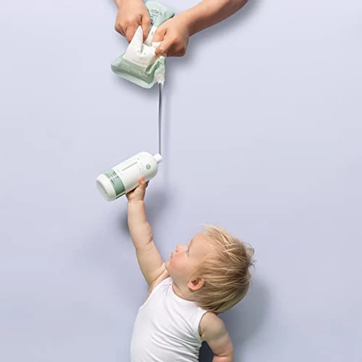 Naïf Pflegendes Shampoo für Baby & Kids Nachfüllpackung - Fülle deine leere Waschgeltube mit unserem neuen Nachfüllbeutel auf - No Mikroplastik und Mineralöl - 500ml – Bild 3