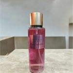 Victoria's Secret Pure Seduction, Bodyspray mit fruchtig-blumigem Duft, 250 ml