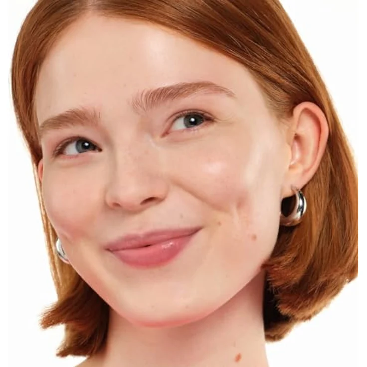 essence silky BLUR, natürlich deckendes, feuchtigkeitsspendendes Make-up für mattes Aussehen, Farbton 100, 30 ml – Bild 3