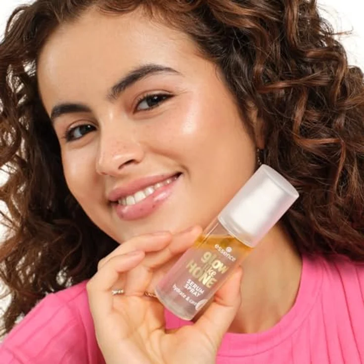 essence glow like HONEY Gesichtsserum im Spray, 50 ml, feuchtigkeitsspendend und aufhellend für jugendliche Haut – Bild 3
