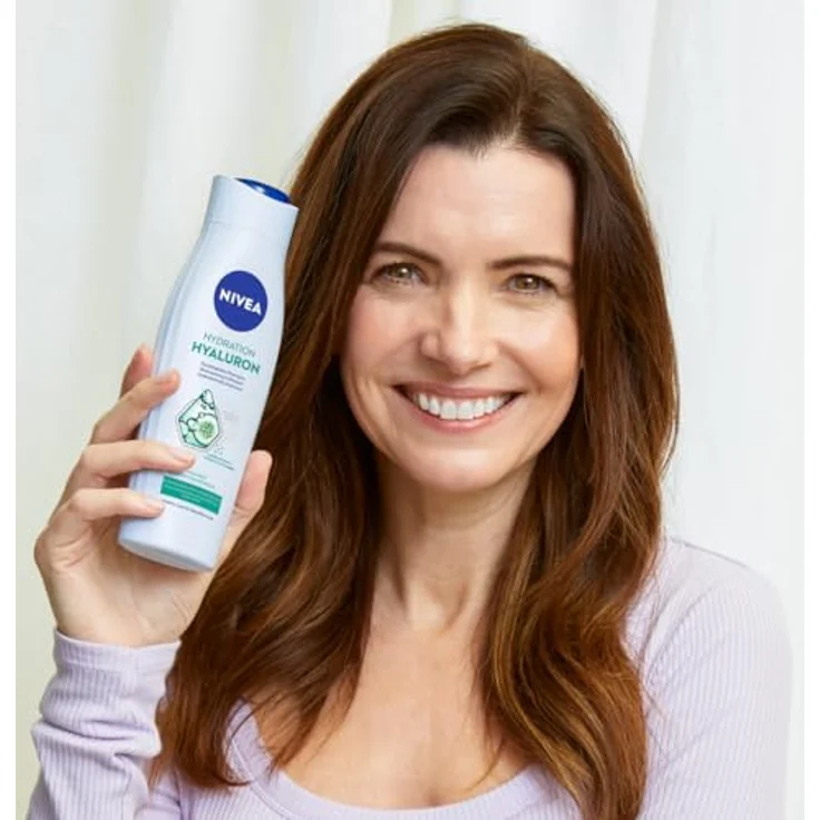 NIVEA Hydration Hyaluron Feuchtigkeits-Shampoo, Haarpflege für trockenes Haar mit Hyaluron, veganes Haarshampoo ohne Silikone für natürlichen Glanz (250 ml) – Bild 5