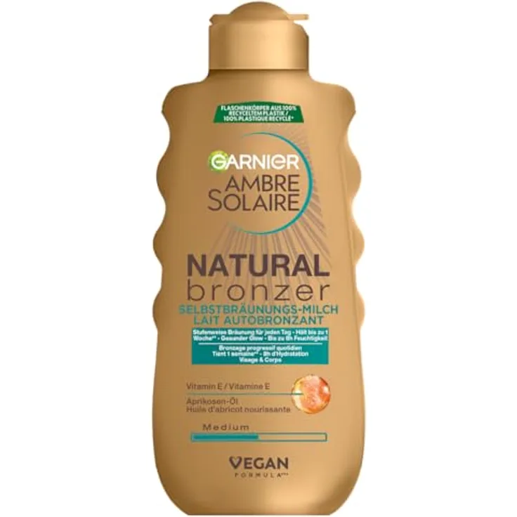 Garnier Ambre Solaire Natural Bronzer Selbstbräunungslotion, langanhaltend und flexibel in der Anwendung