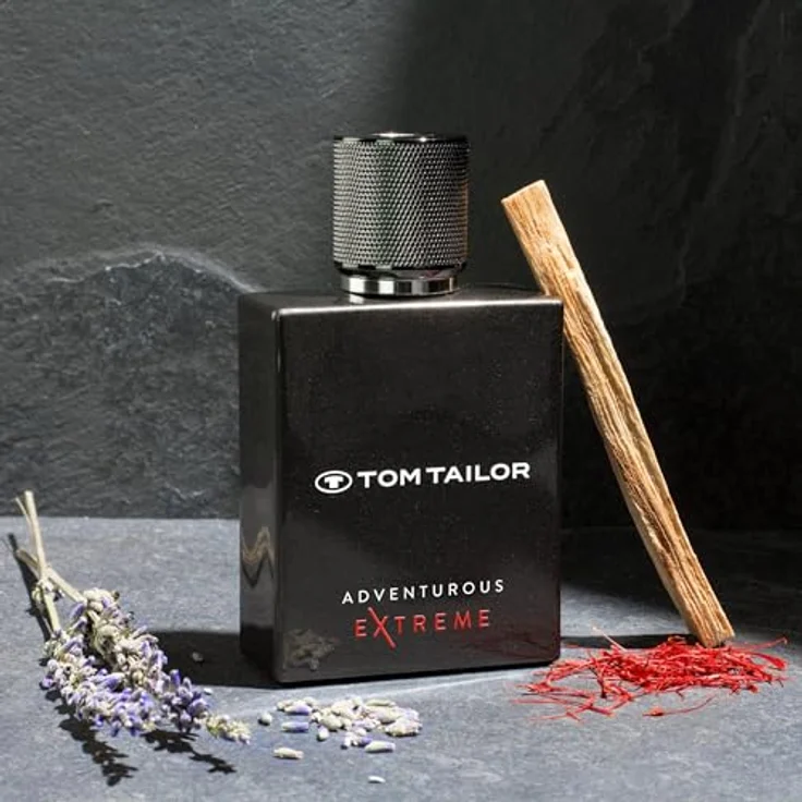 Tom Tailor® Adventurous Extreme Eau de Toilette Natural Spray, maskulines Duftkonzept in metallischer Anthrazit-Lackierung mit rotem EXTREME-Element – Bild 3