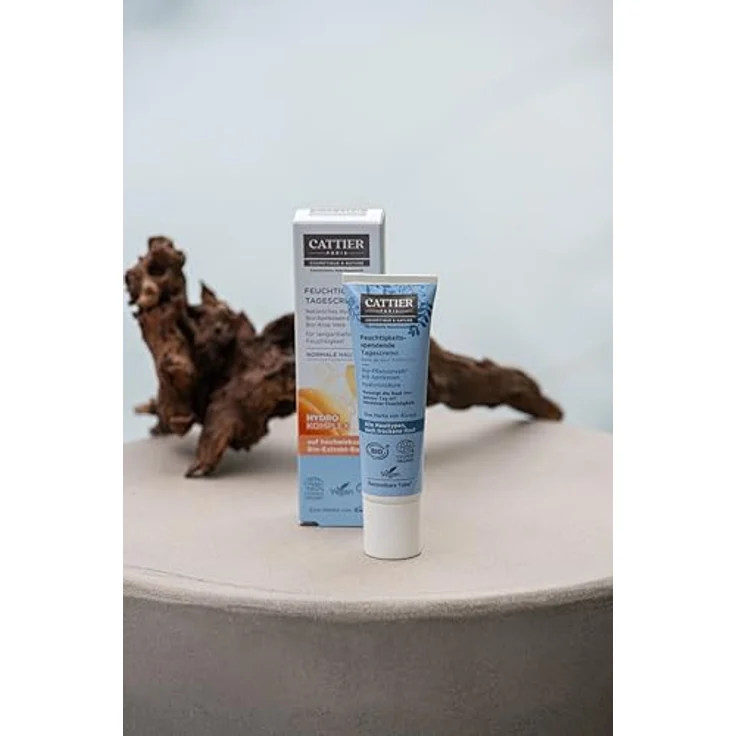 Cattier Feuchtigkeits-Tagescreme 30 ml, Tagescreme mit Bio-Aprikosen-Extrakt, Bio-Aloe Vera und natürlichem Hyaluron – Bild 5