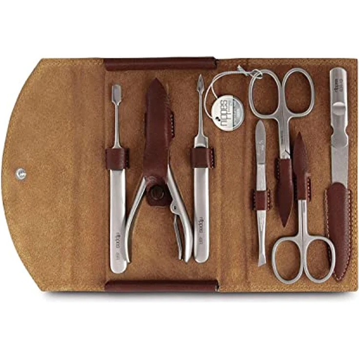 Nippes Classic Maniküre-Set braun, inkl. Hautschere, Nagelschere, Saphirfeile, Pinzette, Reiniger, Nagelhautschieber & aus rostfreiem Stahl, Rindleder-Etui – Bild 2