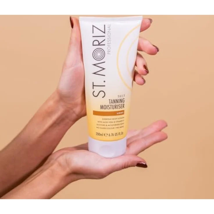 St Moritz PROFESSIONAL golden glow tanning moisturiser 200 ml – Bild 6