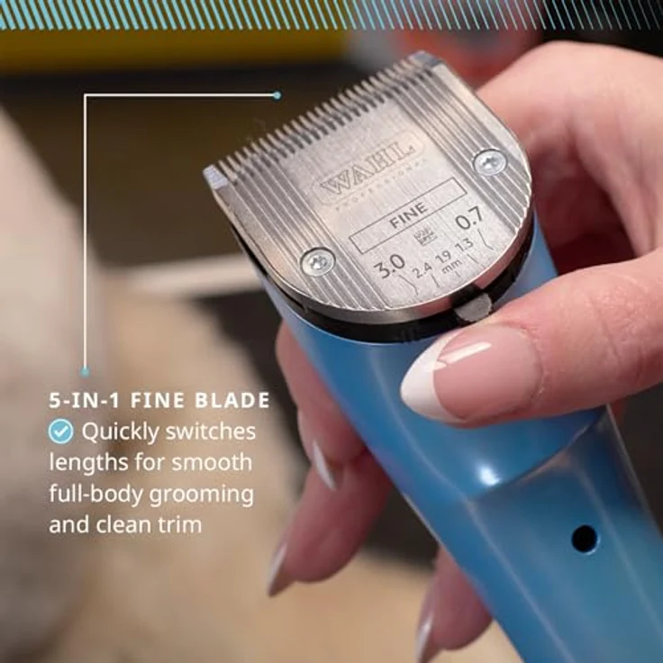 Wahl Pro Pet Motiva2 Blue Ivy, professioneller Tierhaarschneider mit 5-in-1 Schneidsatz, Akku- und Netzbetrieb, leise, ergonomisch und leicht – Bild 5