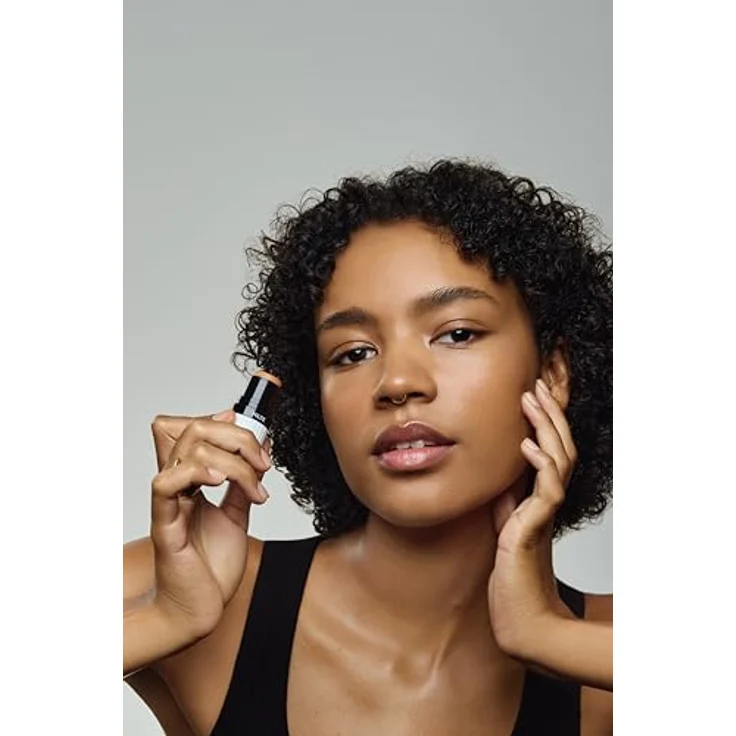 Und Gretel Milte Stick Foundation 30 g, Farbe 5 - Balanced Medium, hohe Deckkraft für einen makellosen Teint – Bild 6