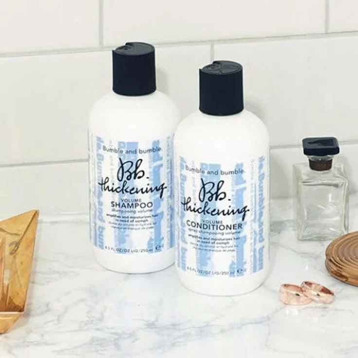 Bumble and bumble Thickening Volume Shampoo, Shampoo für maximales Haarvolumen, 60 ml, reinigt und spendet Feuchtigkeit – Bild 4