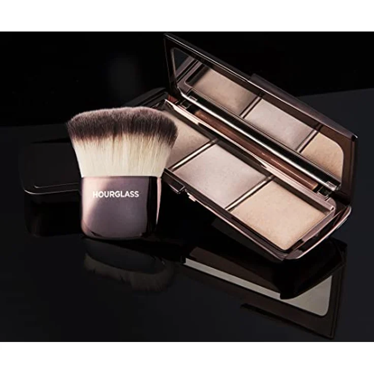 HOURGLASS Ambient Lighting Palette, Kompaktpuder mit Weichzeichner-Effekt, 3 universelle Nuancen (Dim Light, Incandescent Light, Radiant Light), 10 g – Bild 3